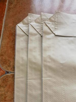 60x50x10cm 80GSM كيس التعبئة البلاستيكية لملء الخرسانة من مواد البناء